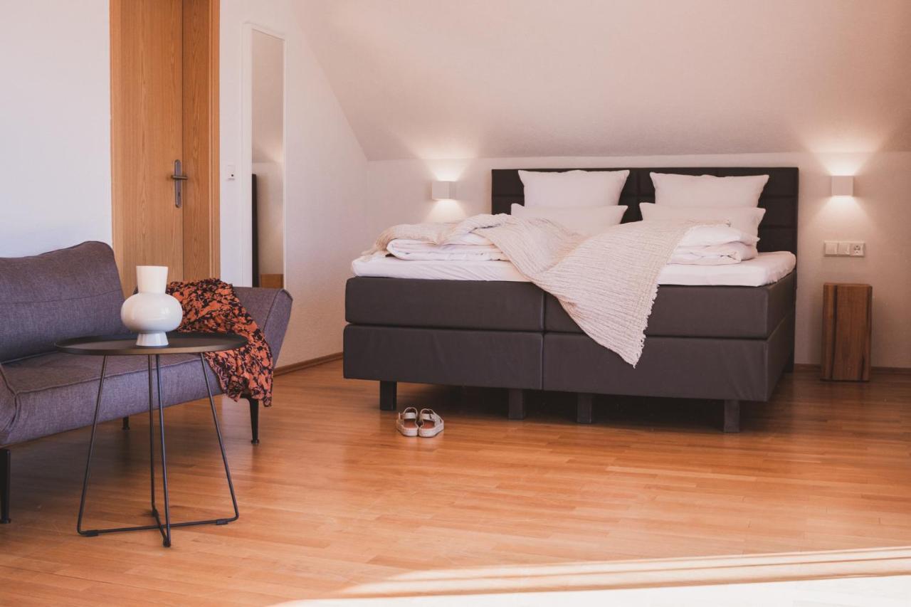 Weingut Gehlen-Cornelius Hotel เบราเนอแบร์ก ภายนอก รูปภาพ
