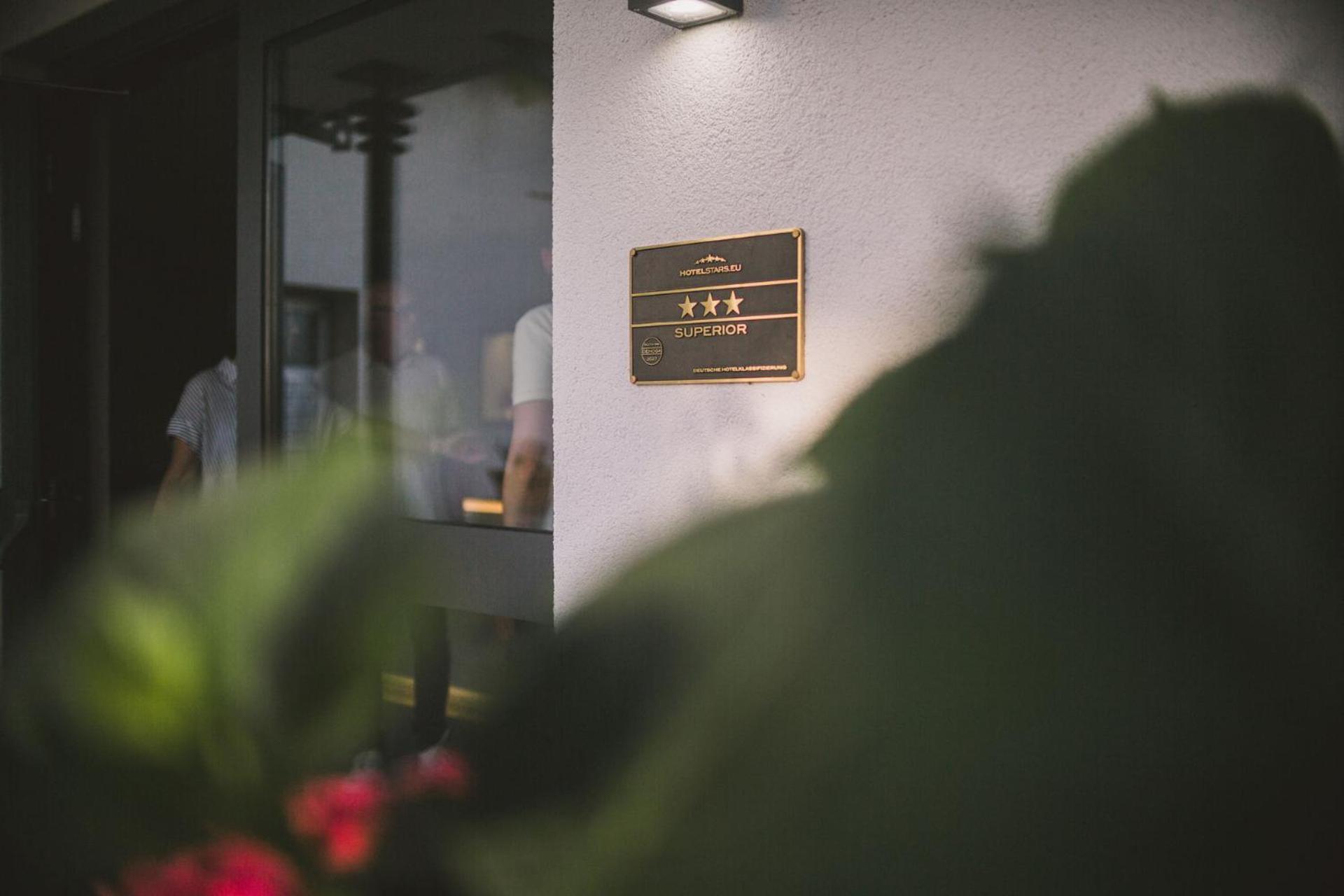 Weingut Gehlen-Cornelius Hotel เบราเนอแบร์ก ภายนอก รูปภาพ